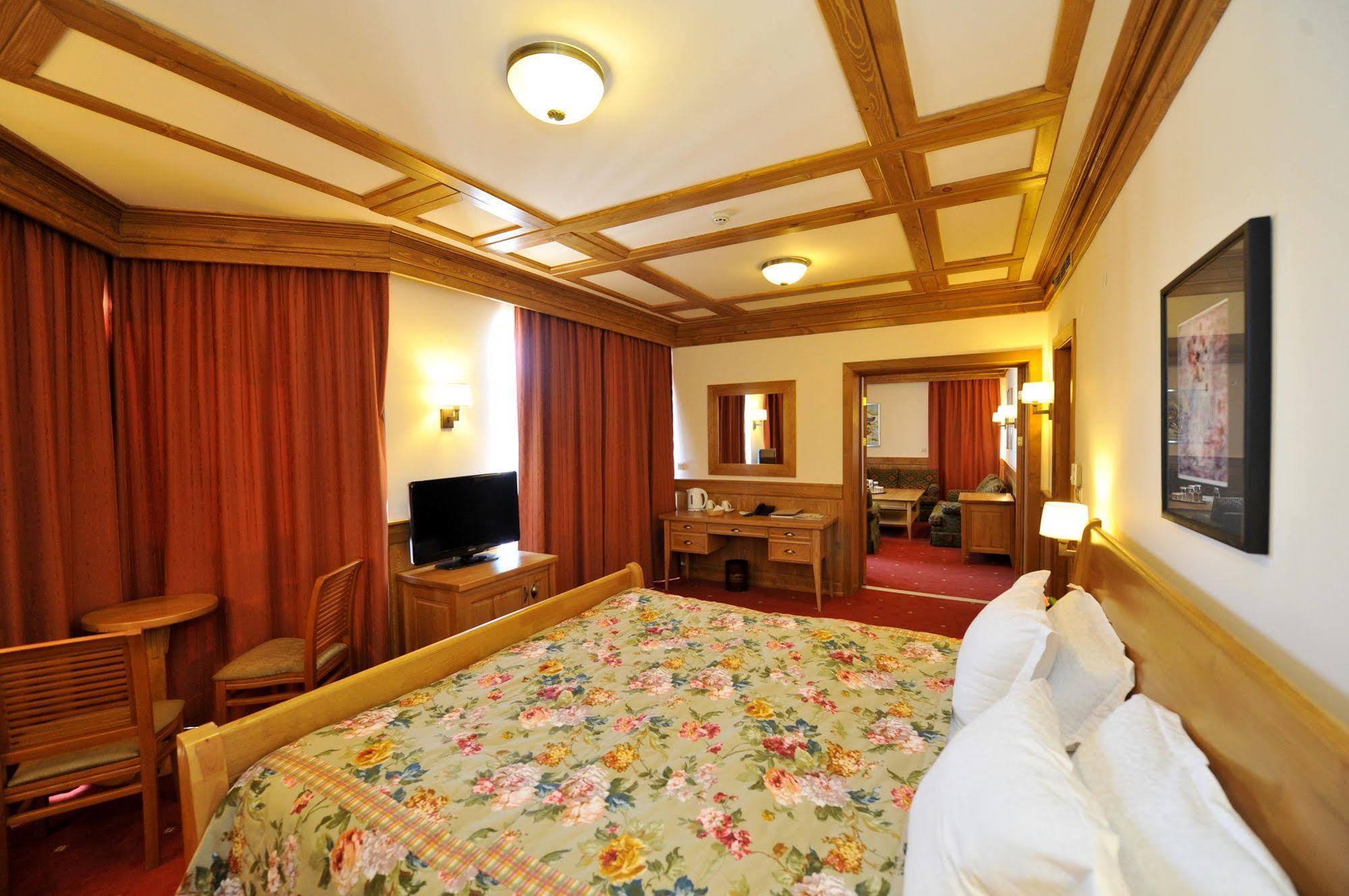 Pirin Golf Hotel & Spa Razlog Bagian luar foto